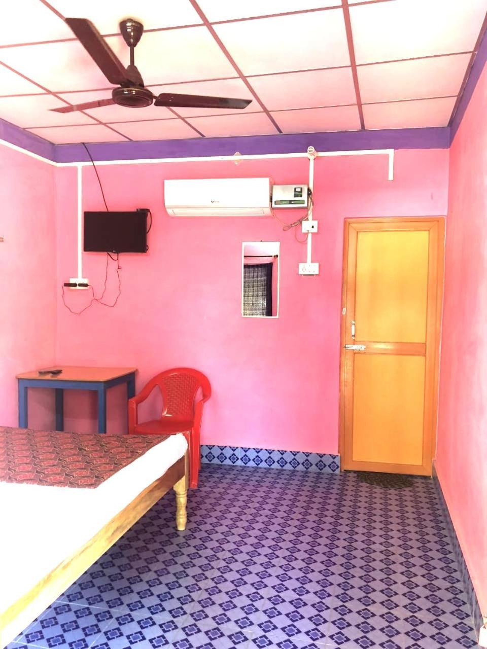 Blue Bird Residency Hotel Lakshmanpur Exterior photo