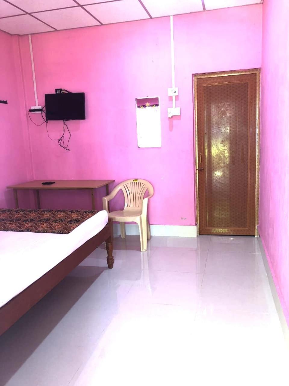 Blue Bird Residency Hotel Lakshmanpur Exterior photo