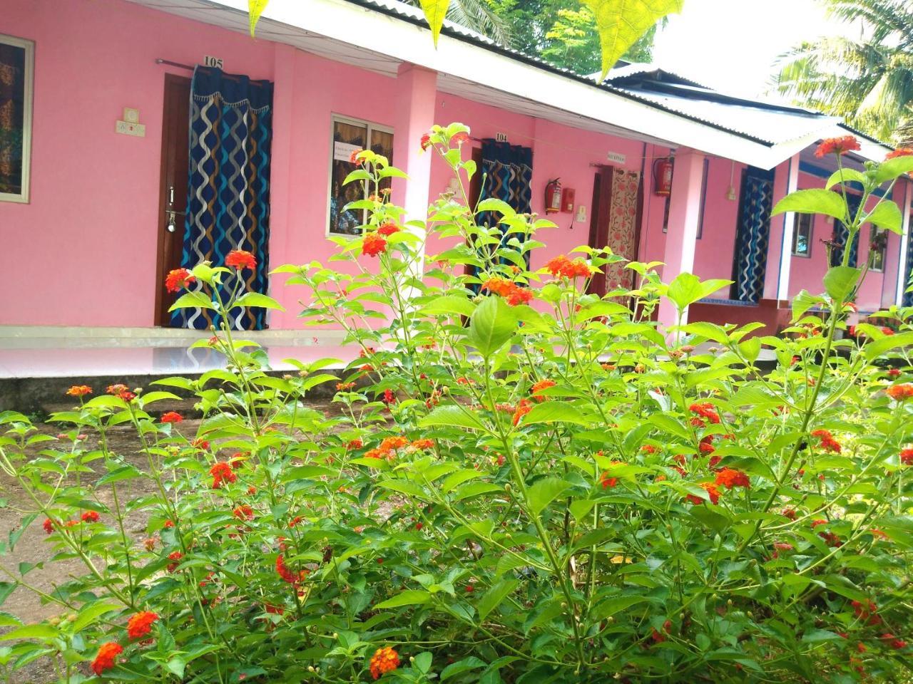 Blue Bird Residency Hotel Lakshmanpur Exterior photo